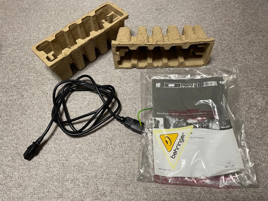 BEHRINGER(ベリンガー)　FX2000