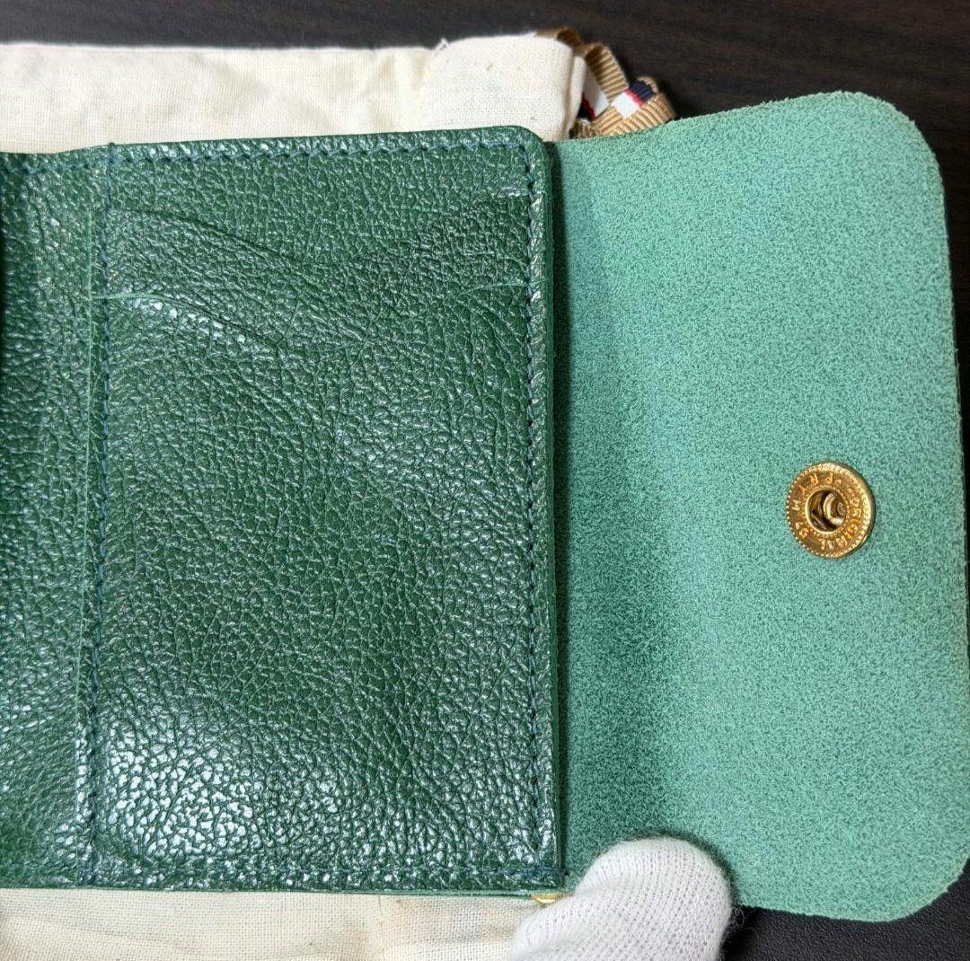 {新品未使用} イルビゾンテ 二つ折り がま口 財布 グリーン