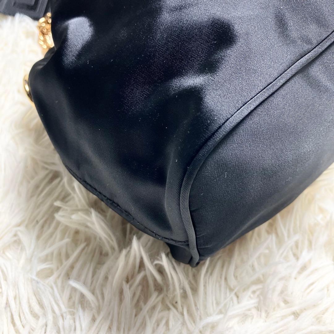 【極美品】 VERSACE ＊巾着 2wayゴールドチェーン メデューサ