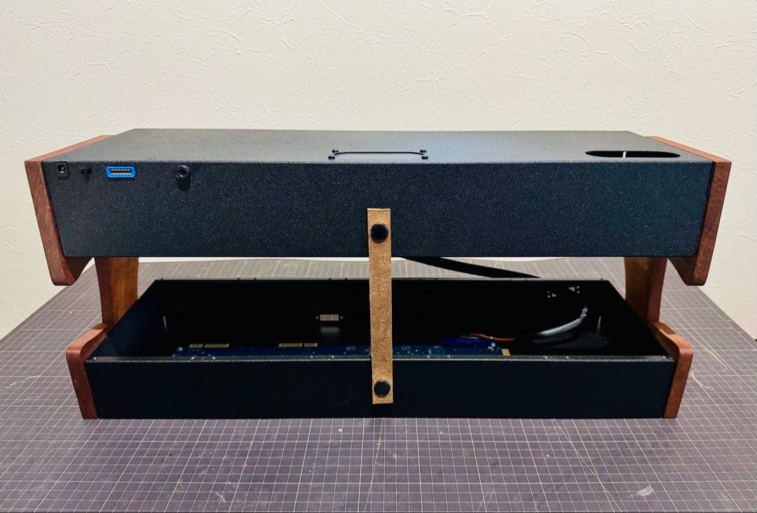 キ*ウ様 Buchla 201e-10 Powered Cabinet