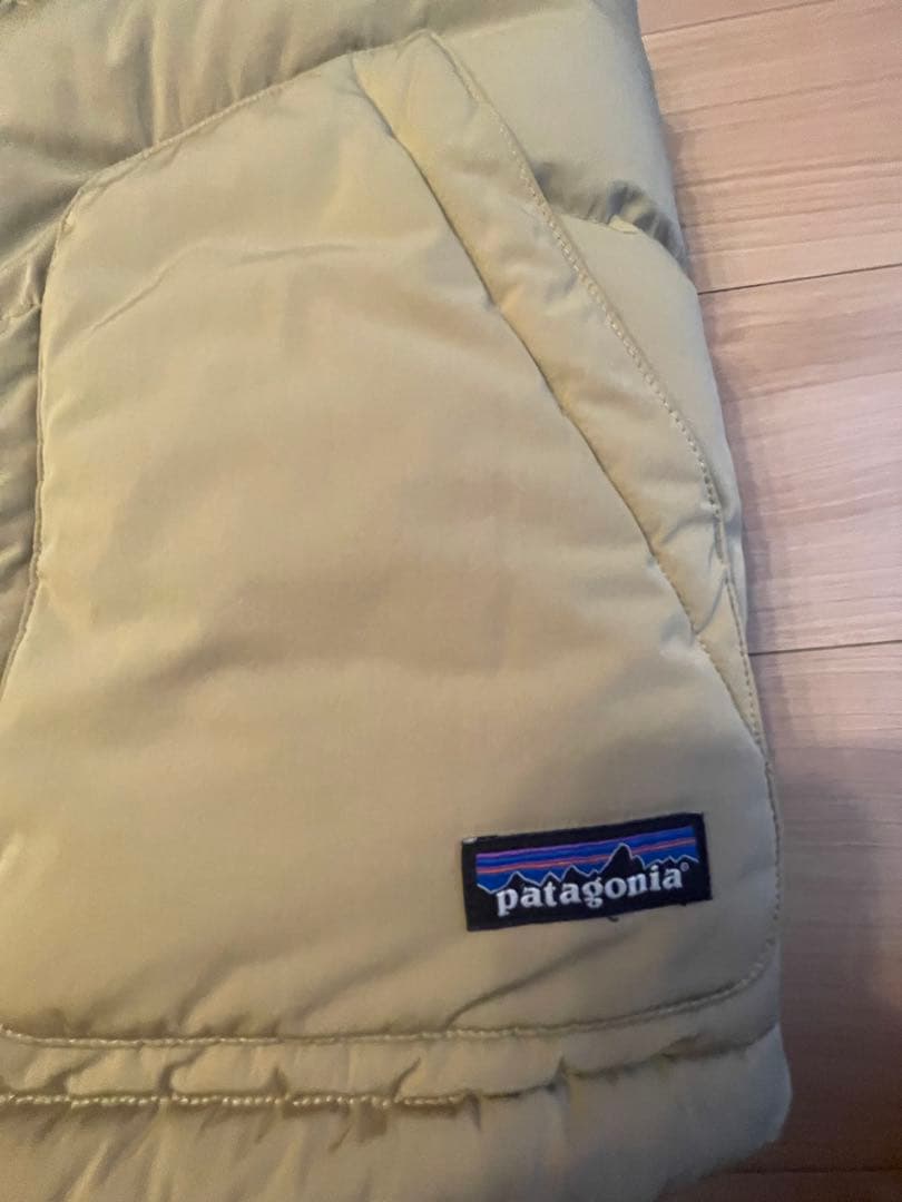 patagonia リバーシブルビビーダウンベスト