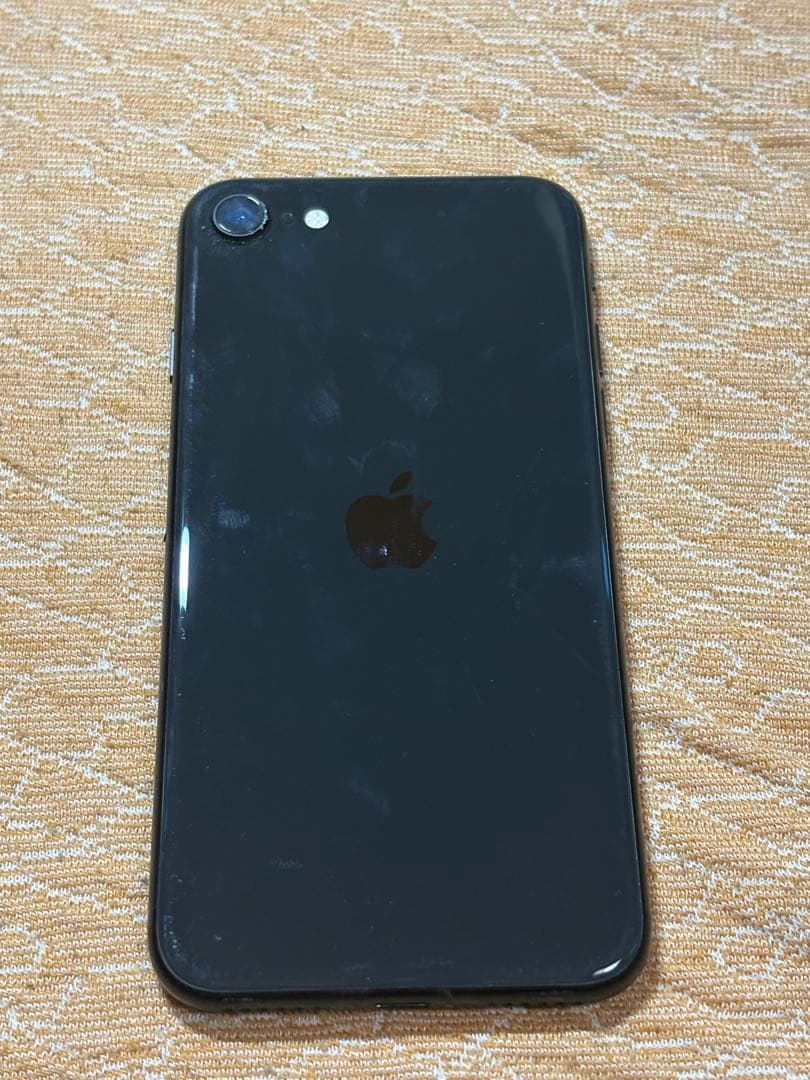 iPhone SE 第2世代 64GB ブラック 画面割れ 無し