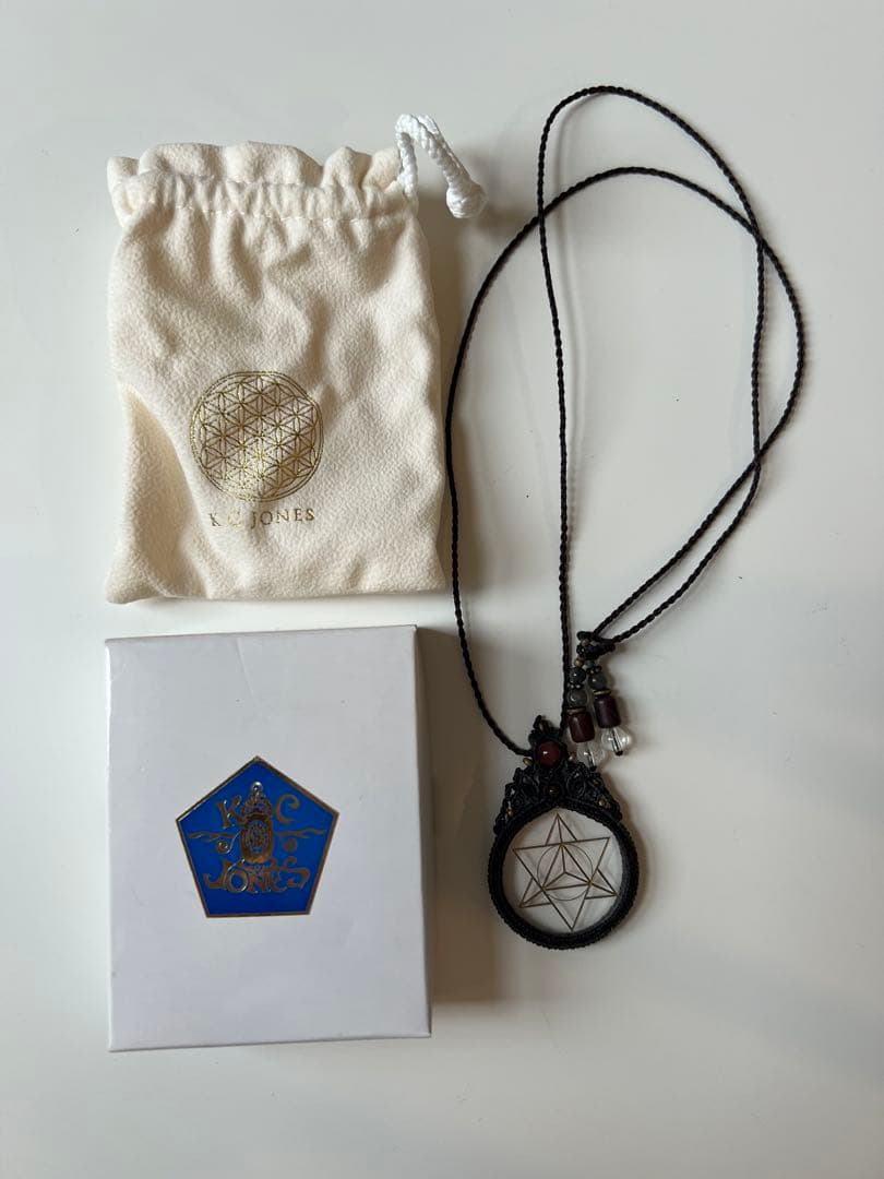 【美品】アイスクォーツ(ヒマラヤ)六芒星モチーフのネックレス