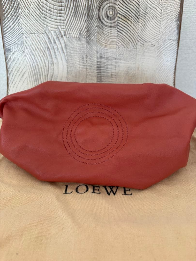 LOEWE レザーショルダーバッグ ピンク