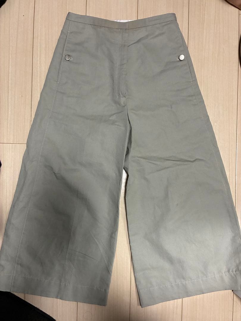 LEMAIRE グレー ショートパンツ 34