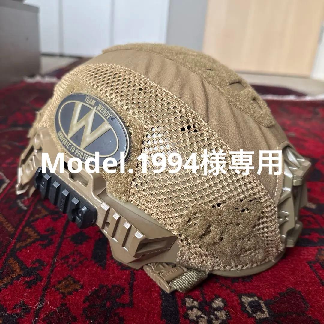 【実物】チームウェンディ　TEAM WENDY ヘルメット