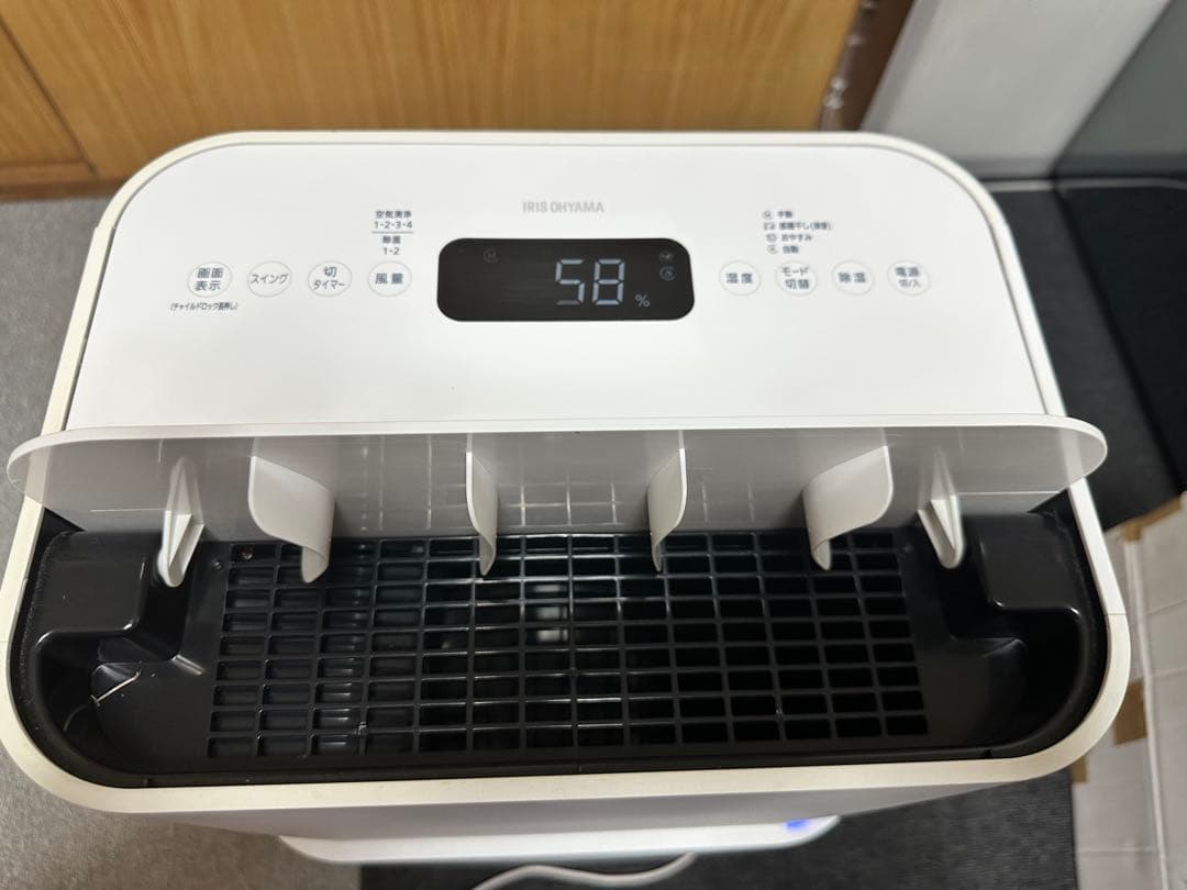 アイリスオーヤマ 空気清浄機能付　除湿機 PD-A140-W　2021年製