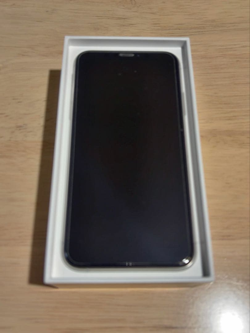 Apple iphonexs 64GBシルバー バッテリ81% SIMロックなし