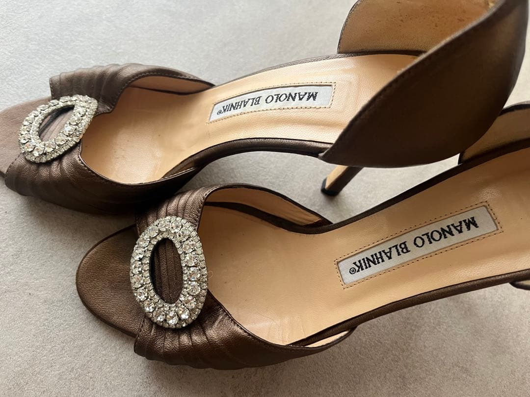 MANOLO BLAHNIK ブラウンオープントゥヒール361/2マノロブラニク