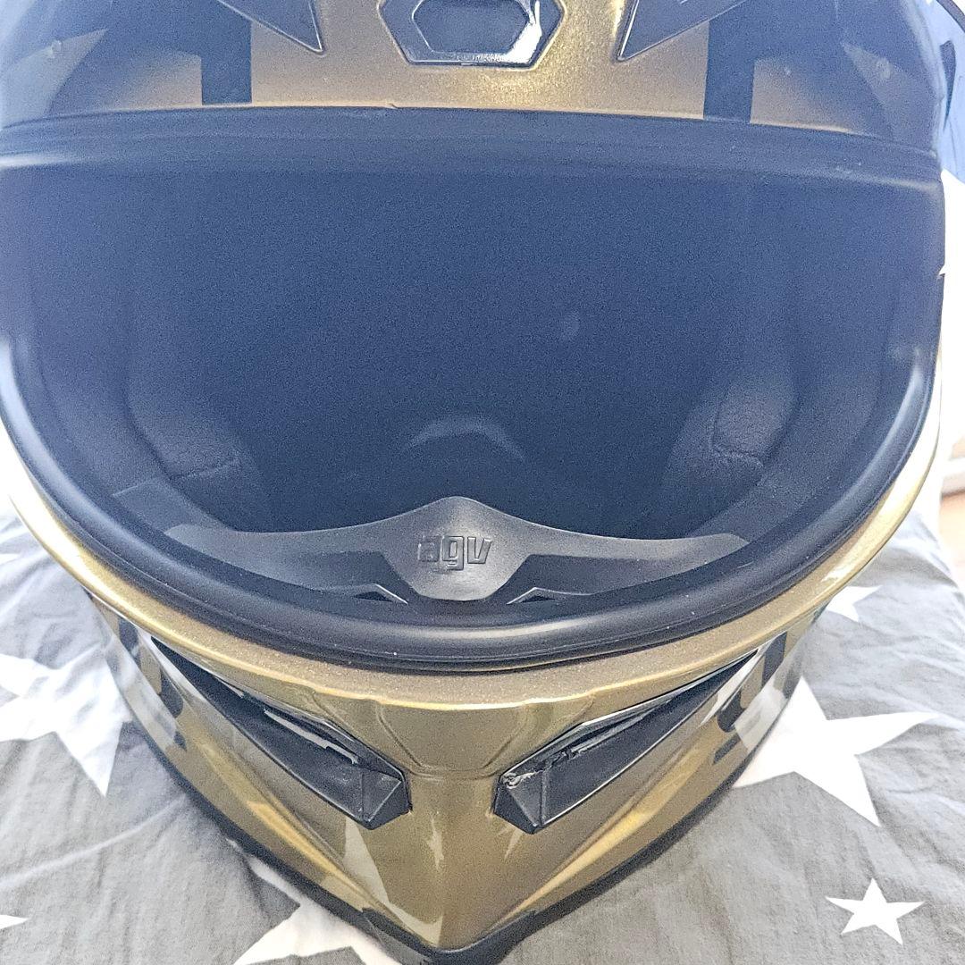 気まぐれ値下げ‼️本日最終日‼️AGV風ゴールドカーボン調 レプリカヘルメット