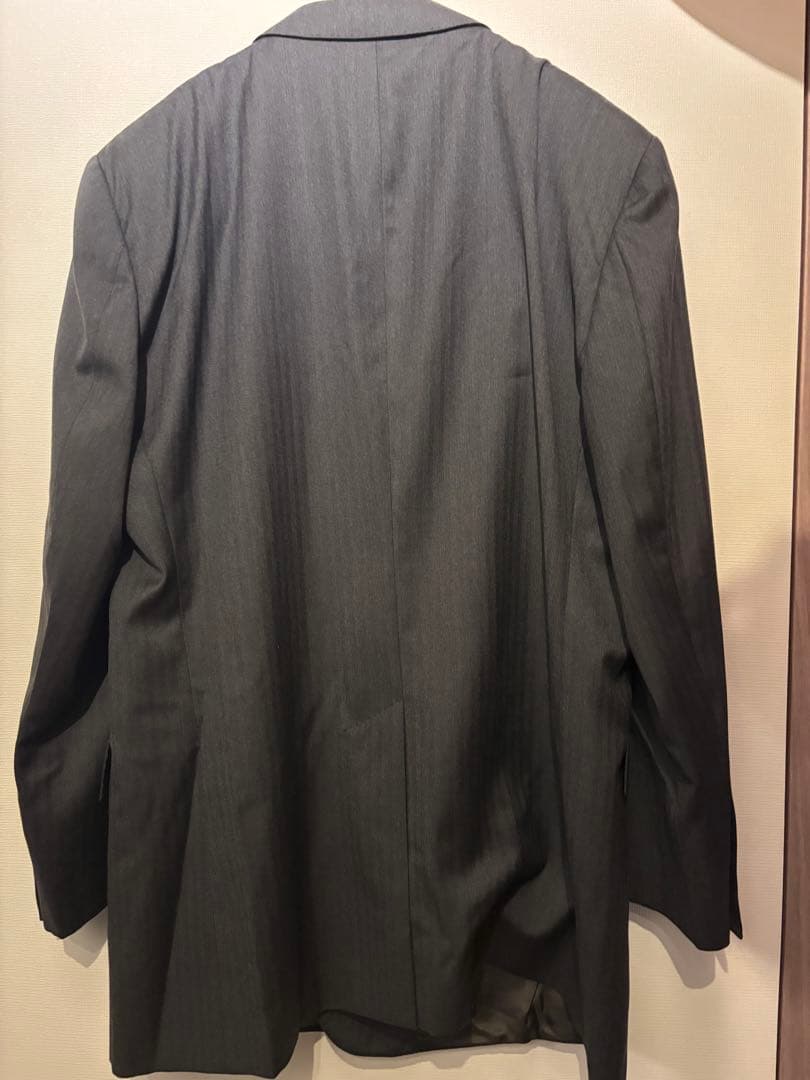 未使用　GUCCI ダークグレー スーツ　セットアップ