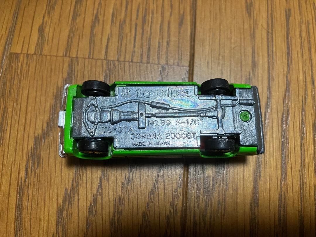 トミカ黒箱89　トヨタ　コロナ　2000GT　1Eホイール　緑　旧ホイール　レア