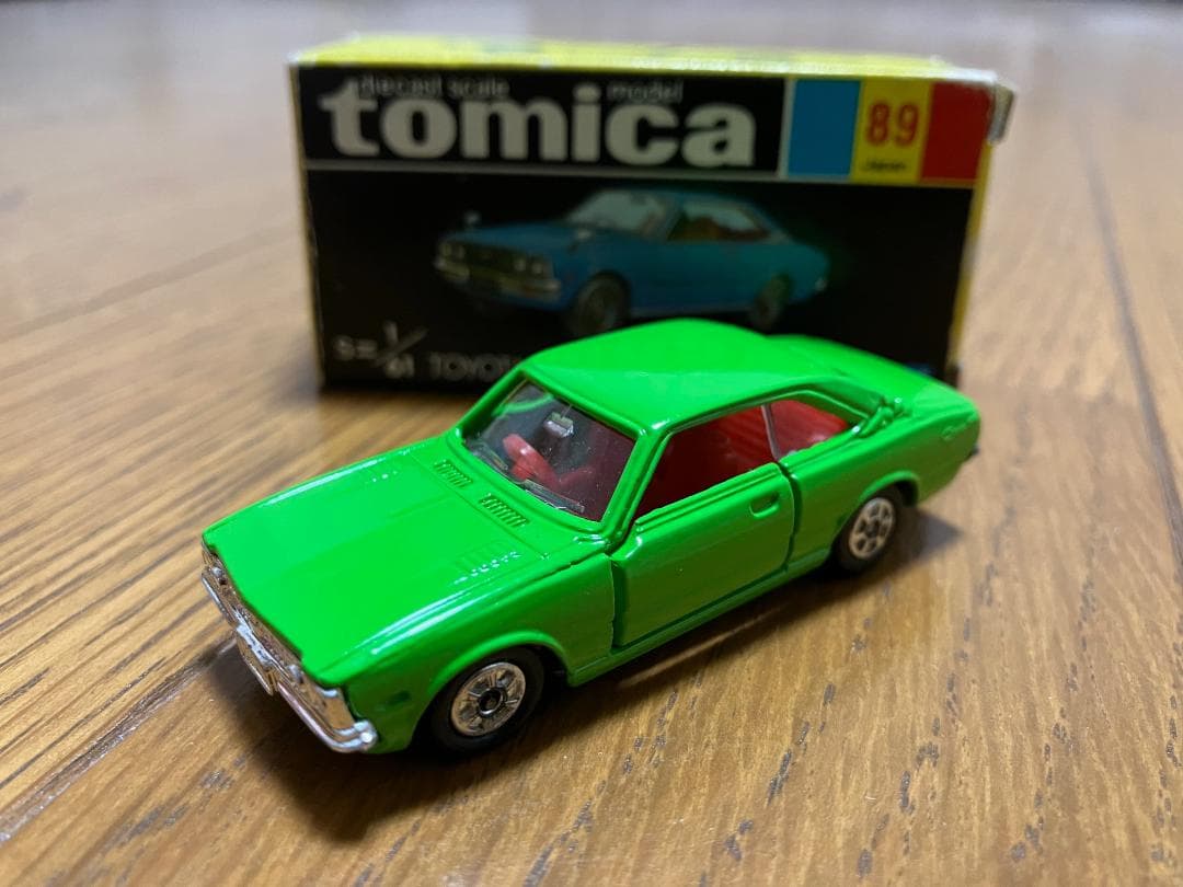 トミカ黒箱89　トヨタ　コロナ　2000GT　1Eホイール　緑　旧ホイール　レア