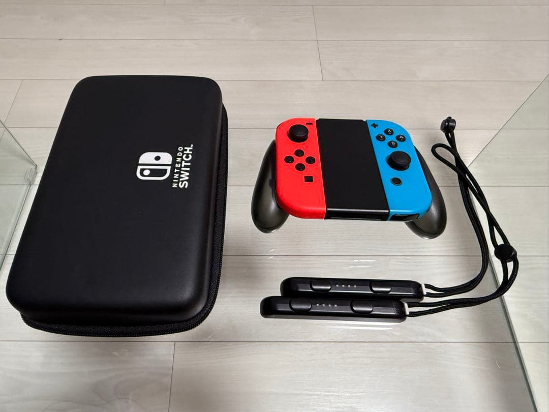 Nintendo Switch 本体 赤/青 Joy-Con2セット 付属品多数