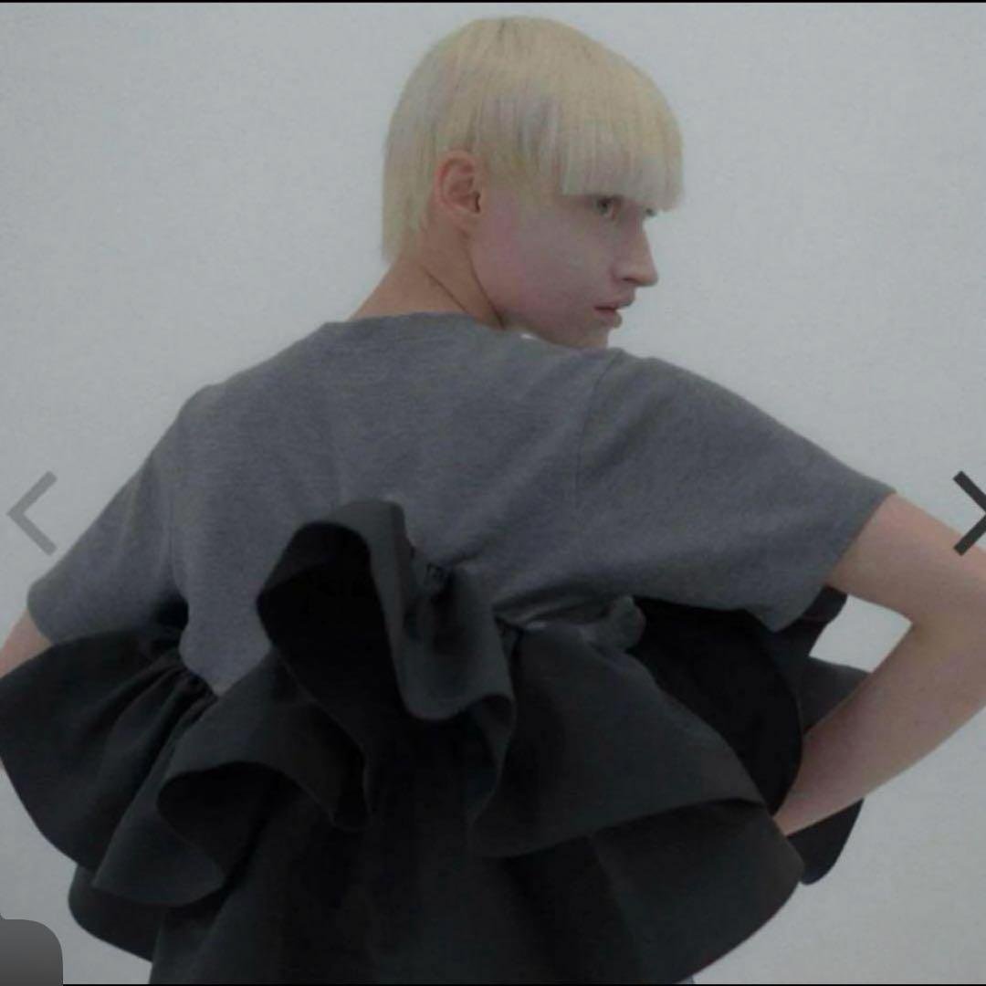 bibiy✴︎正規品　Dora Pepuramu Tee ペプラム　フリル