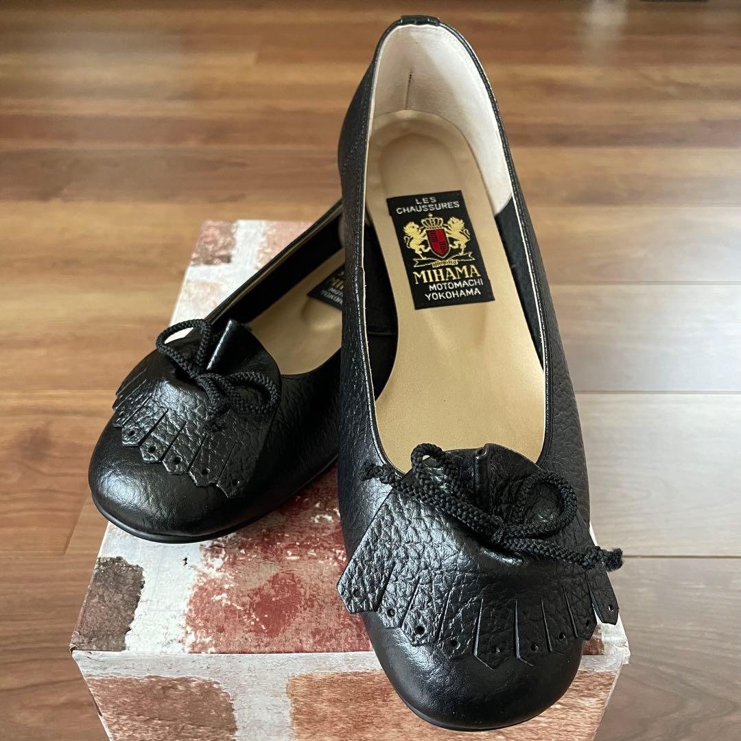 新品・未使用　MIHAMA カジュアルシューズ （紺型押）24.5cm