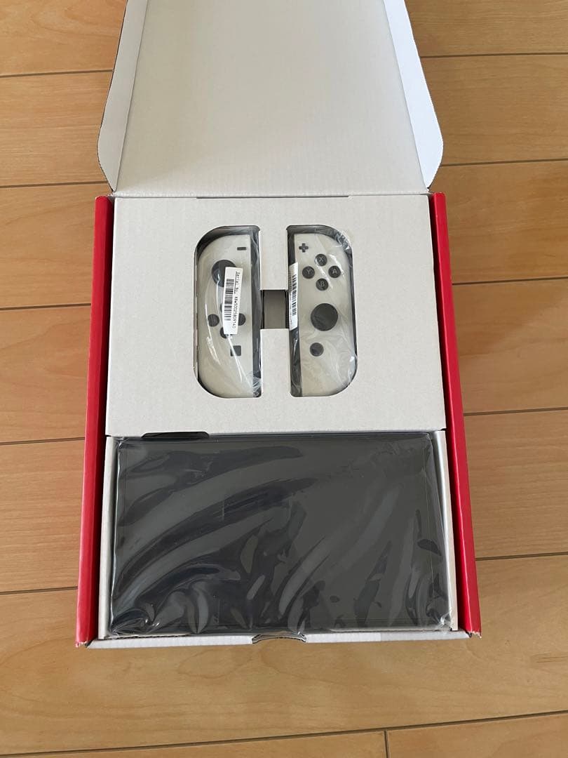 ニンテンドースイッチ　有機EL