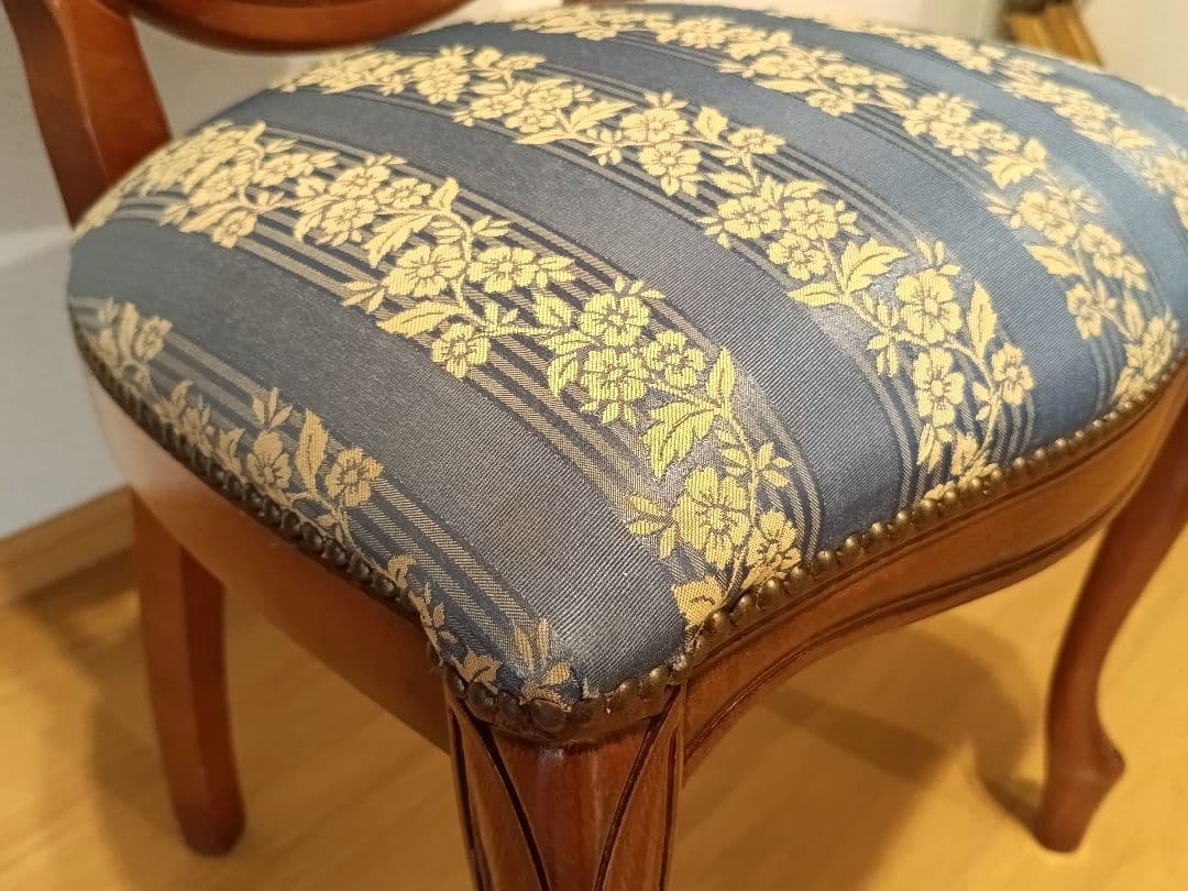 イタリア高級アンティーク調家具 ダイニングチェア リビングチェア 猫脚 A