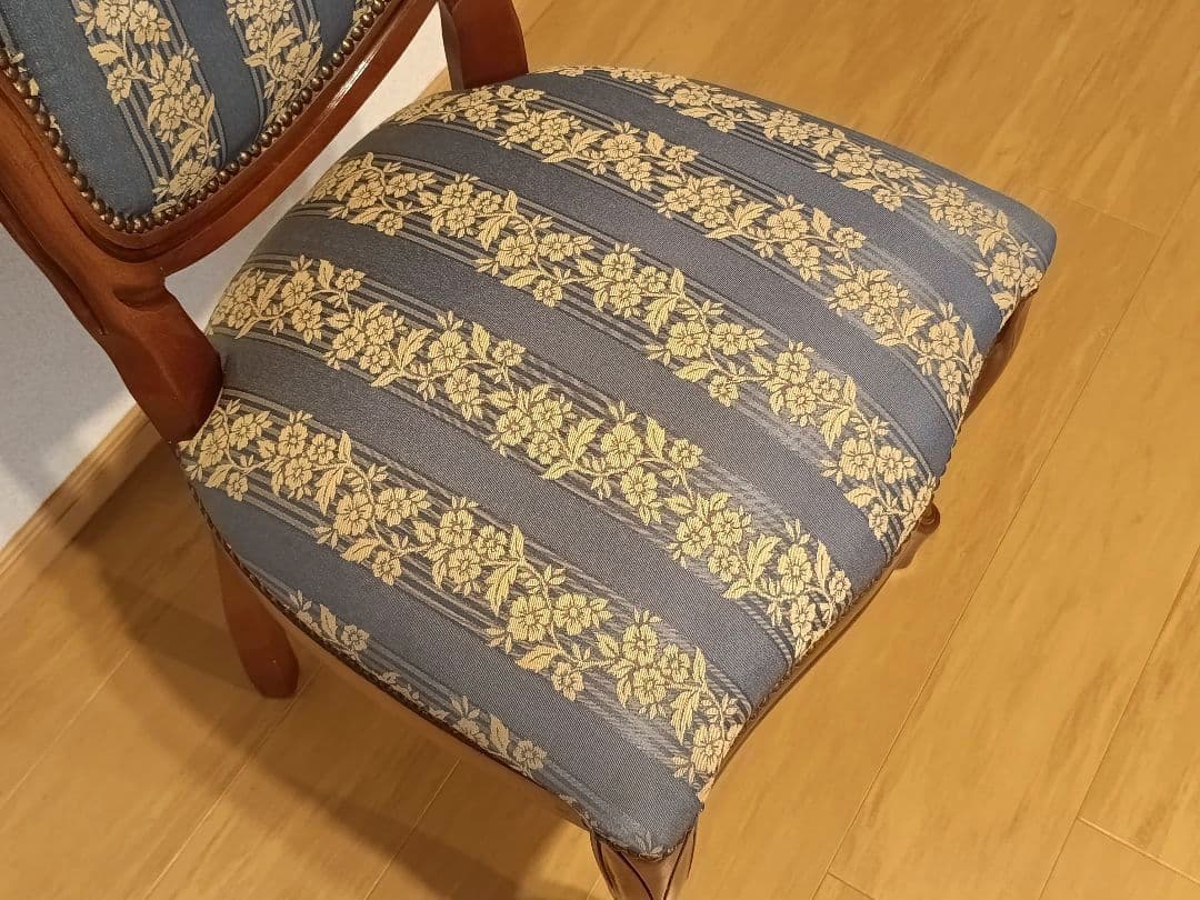 イタリア高級アンティーク調家具 ダイニングチェア リビングチェア 猫脚 A