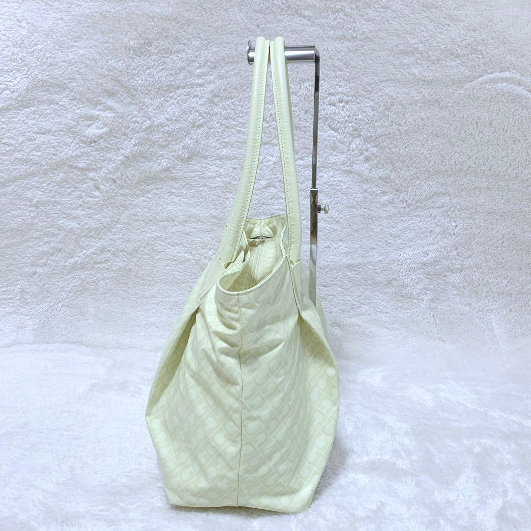 【kyaco】美品♪ ゲラルディーニ ソフティ レザーハンドル トート