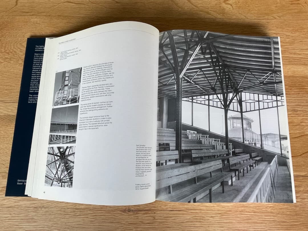 Steel + Glass Construction Manual　２冊セット