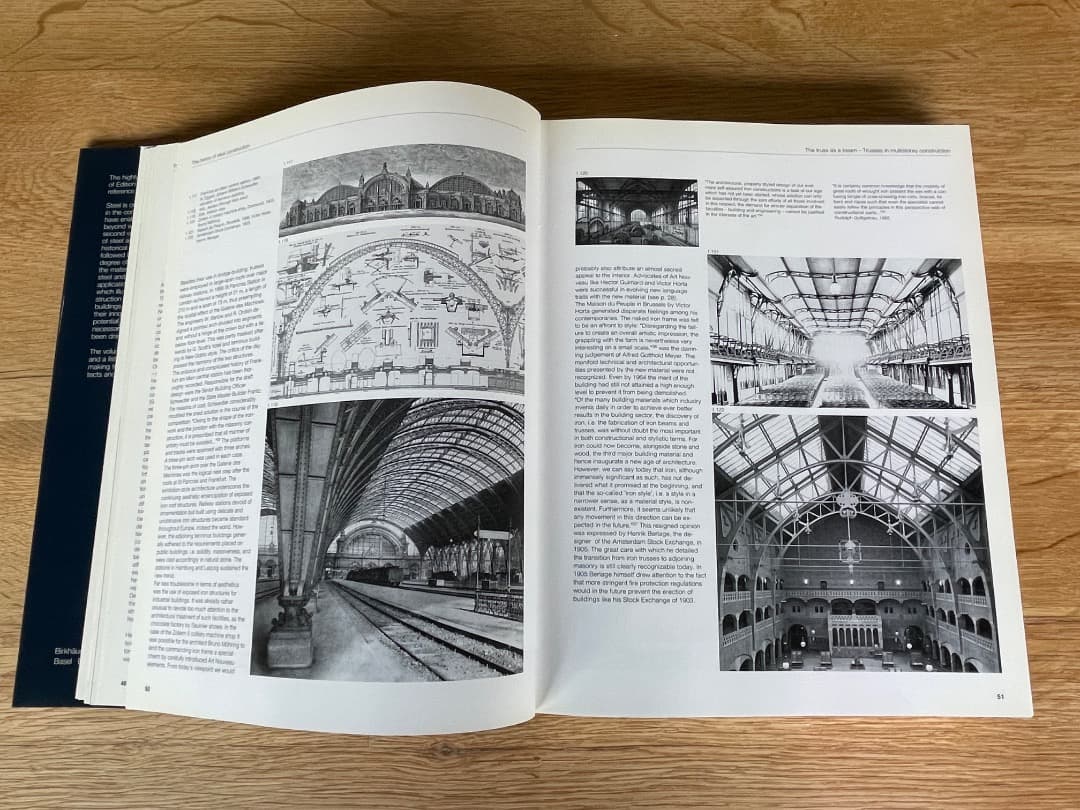 Steel + Glass Construction Manual　２冊セット