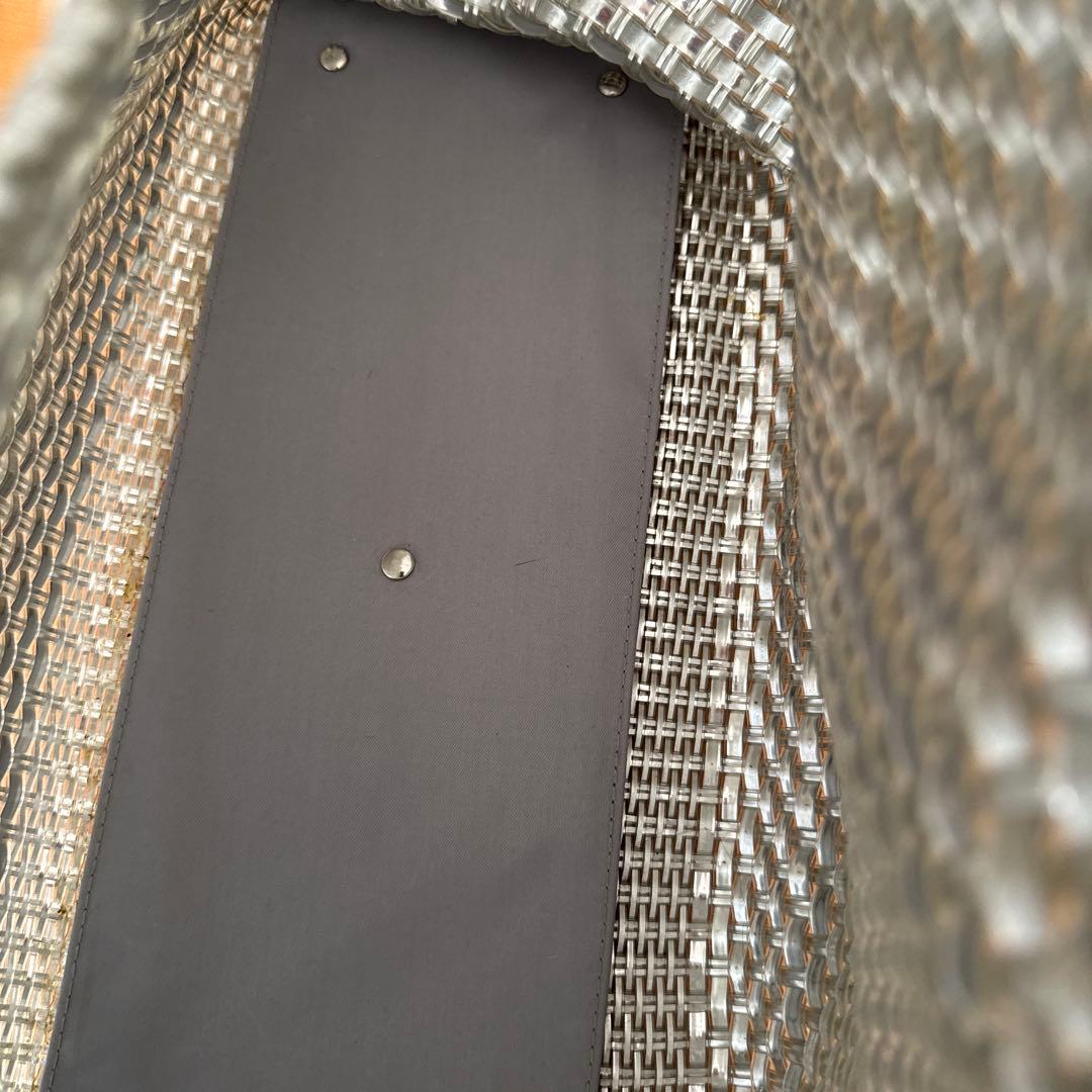 アンテプリマ　シルバートートバッグ