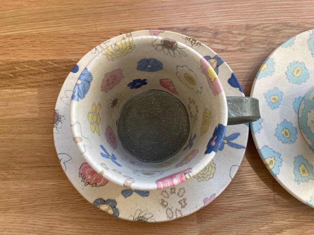 作家　田中ちあき　カップ　ソーサー　2つ