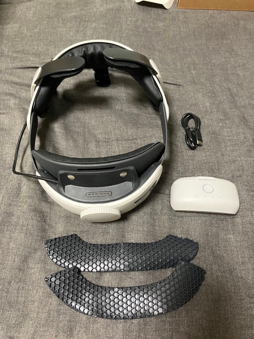  Quest3 128GB メタクエスト3 (追加ヘッドストラップ付き)