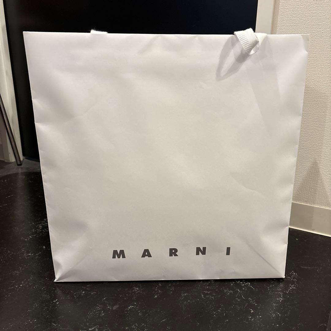 新品未使用MARNIマルニ マフラー 大判ロング　フリンジ