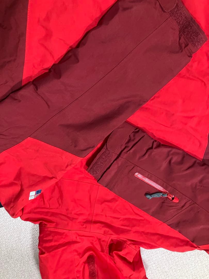 モンベル 140サイズ スノーウェア 赤 人気カラー