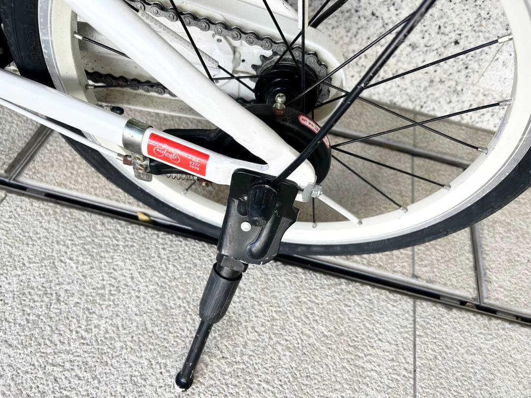 ブリヂストン LEVENA（レベナ） 18型 ホワイト