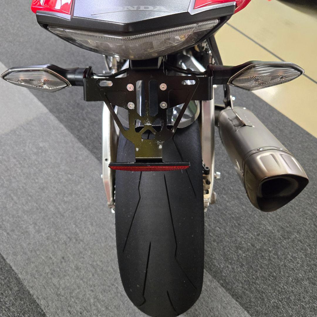 TSR フェンダーレスキット ブラック CBR 1000RR SC77