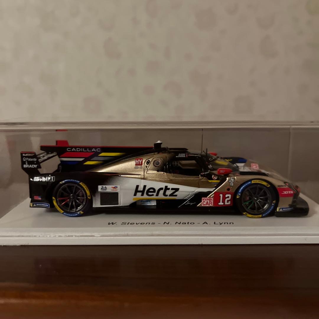 ミニカー Cadillac V-Series R HERTZ TEAM JOTA 2025