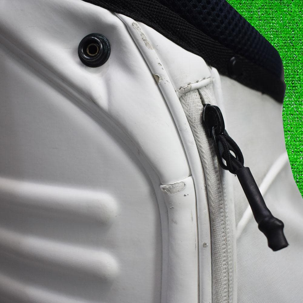 テーラーメイド ゴルフ キャディーバック９型【ホワイト】中古！