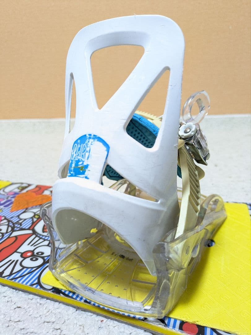 BURTON ジュニア用スノーボード80cm ドラえもん