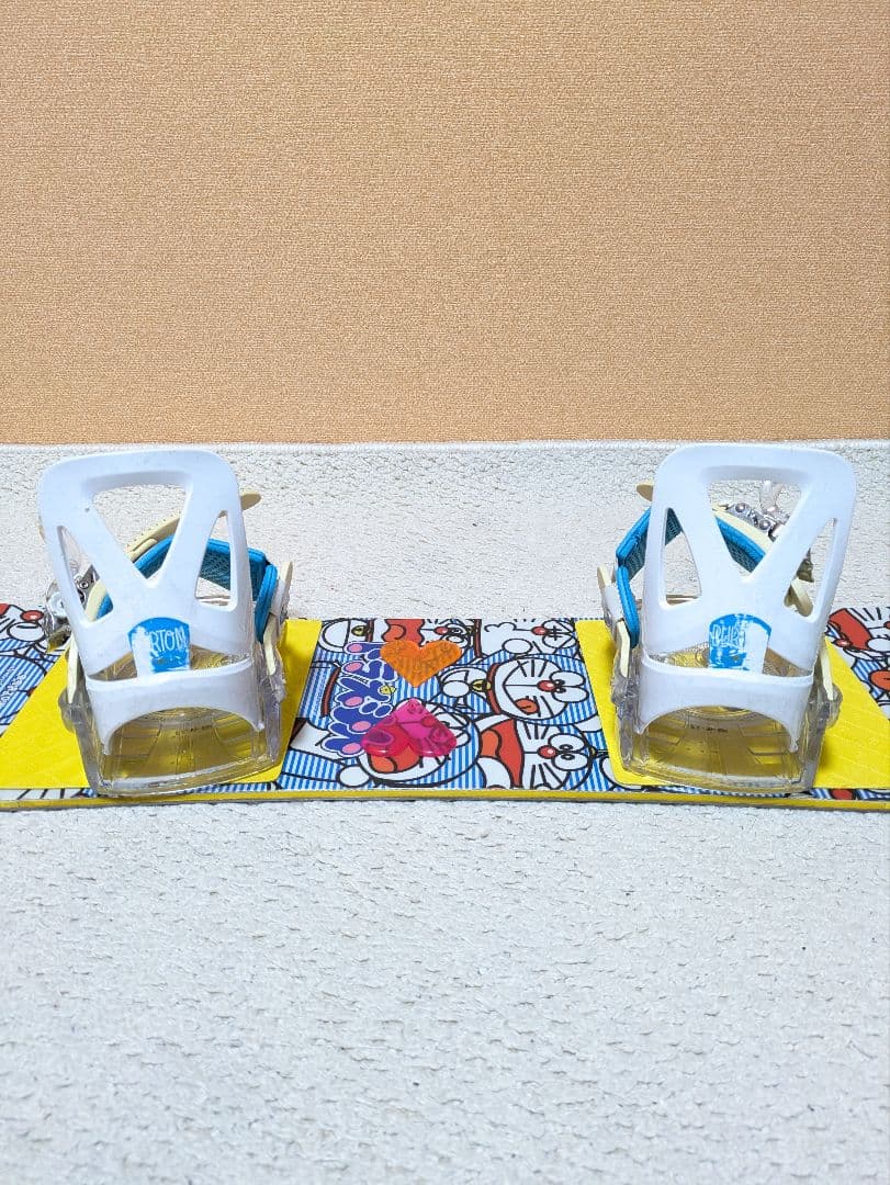 BURTON ジュニア用スノーボード80cm ドラえもん