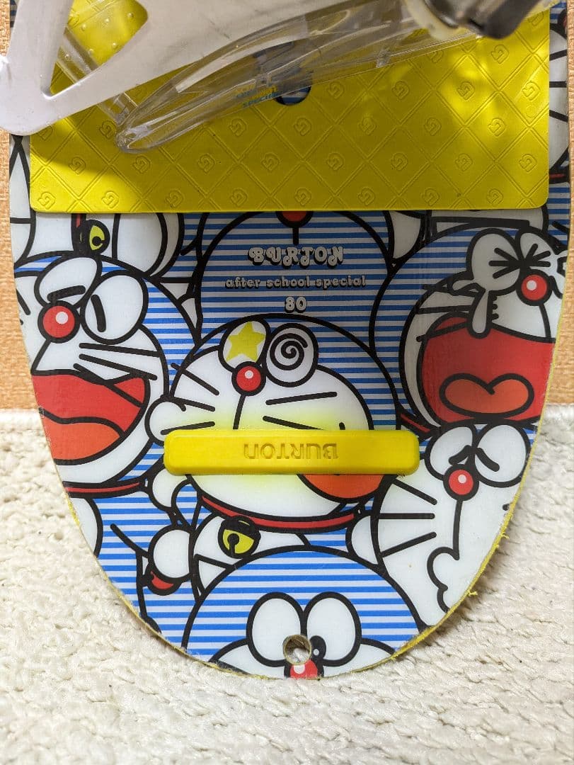 BURTON ジュニア用スノーボード80cm ドラえもん