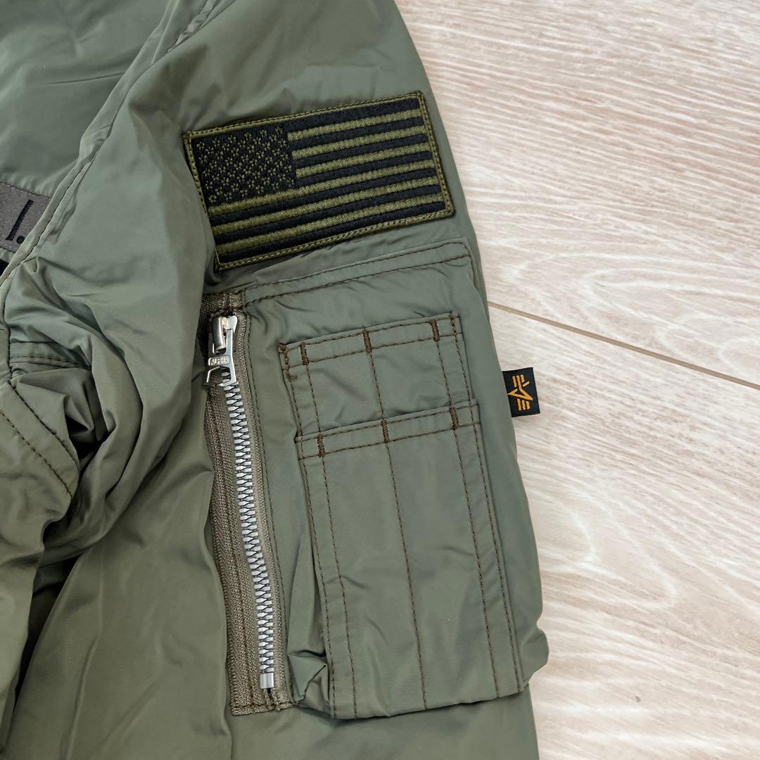 ALPHA INDUSTRIES M-2208 MA-1ジャケット オリーブ