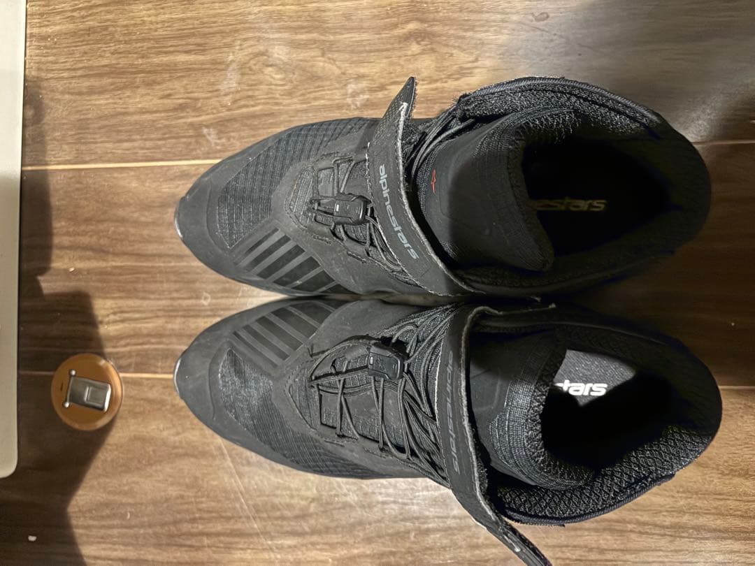 アルパインスターズ　バイクシューズ