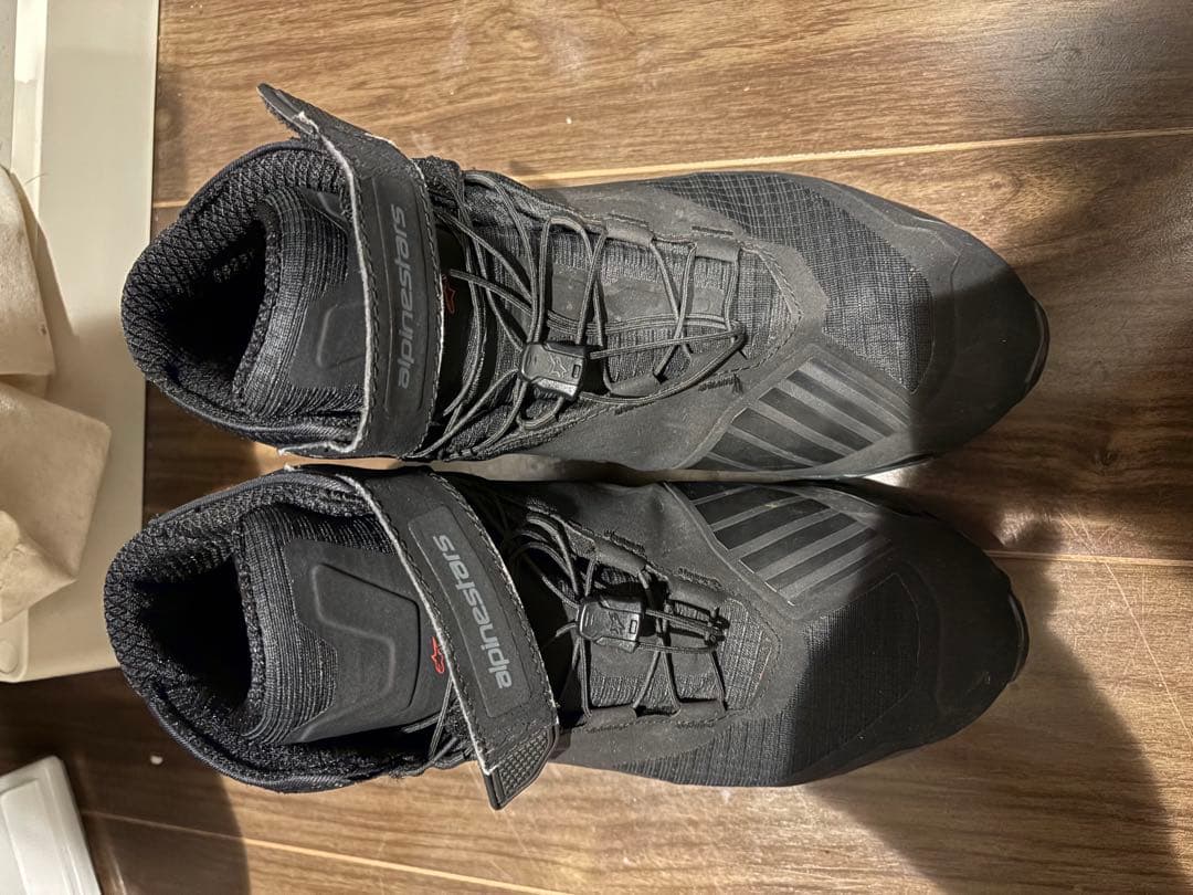 アルパインスターズ　バイクシューズ