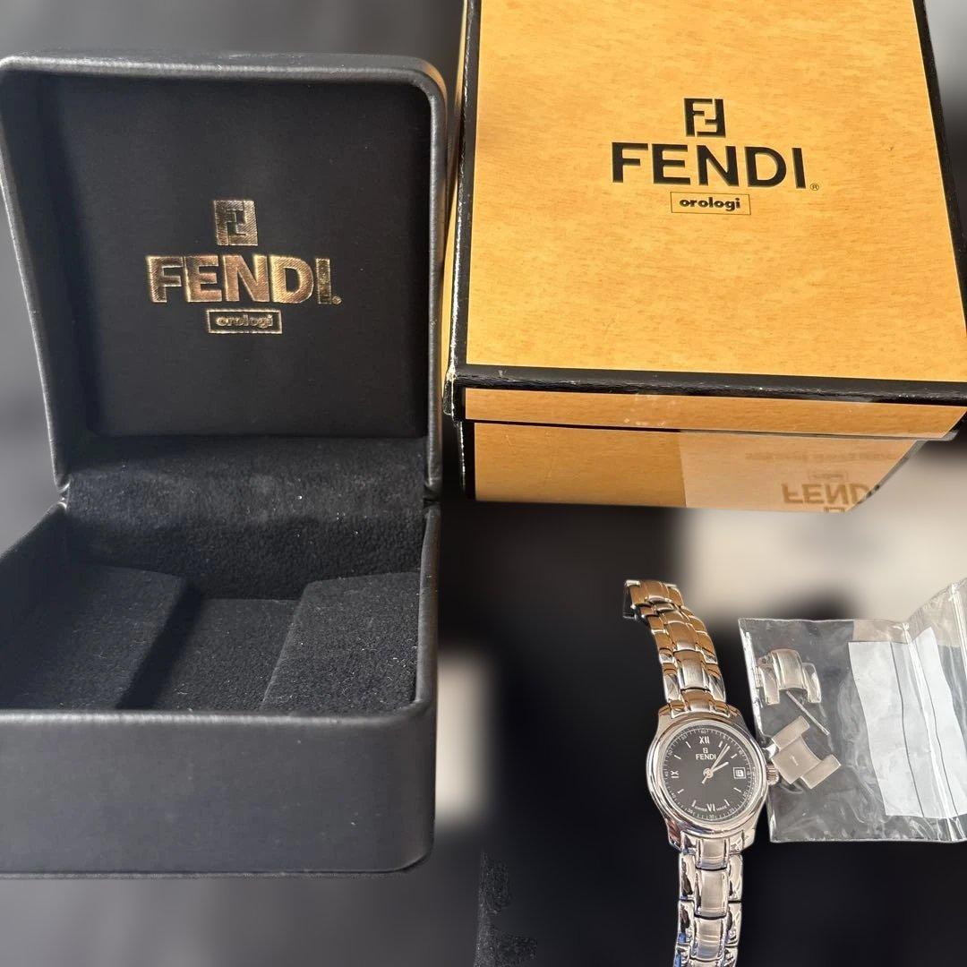 新品未使用（電池切れ）FENDI 腕時計 クォーツ 黒文字盤 ステンレス