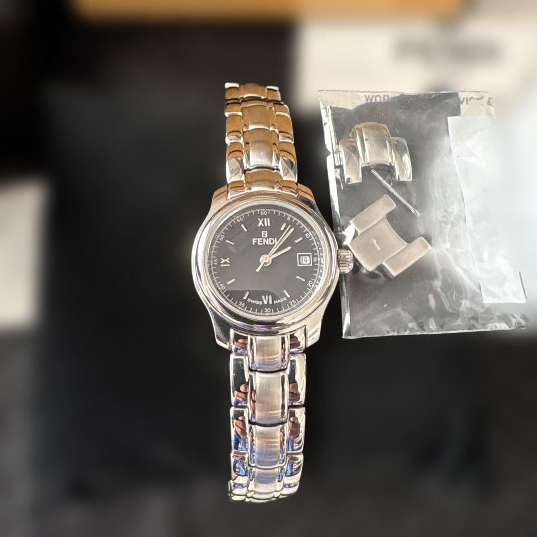 新品未使用（電池切れ）FENDI 腕時計 クォーツ 黒文字盤 ステンレス