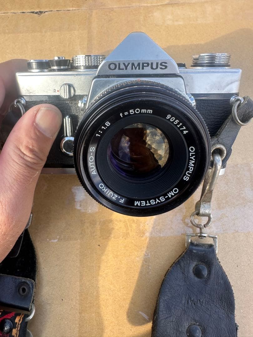 OLYMPUS OM-1 一眼レフカメラ 50mmレンズ付き
