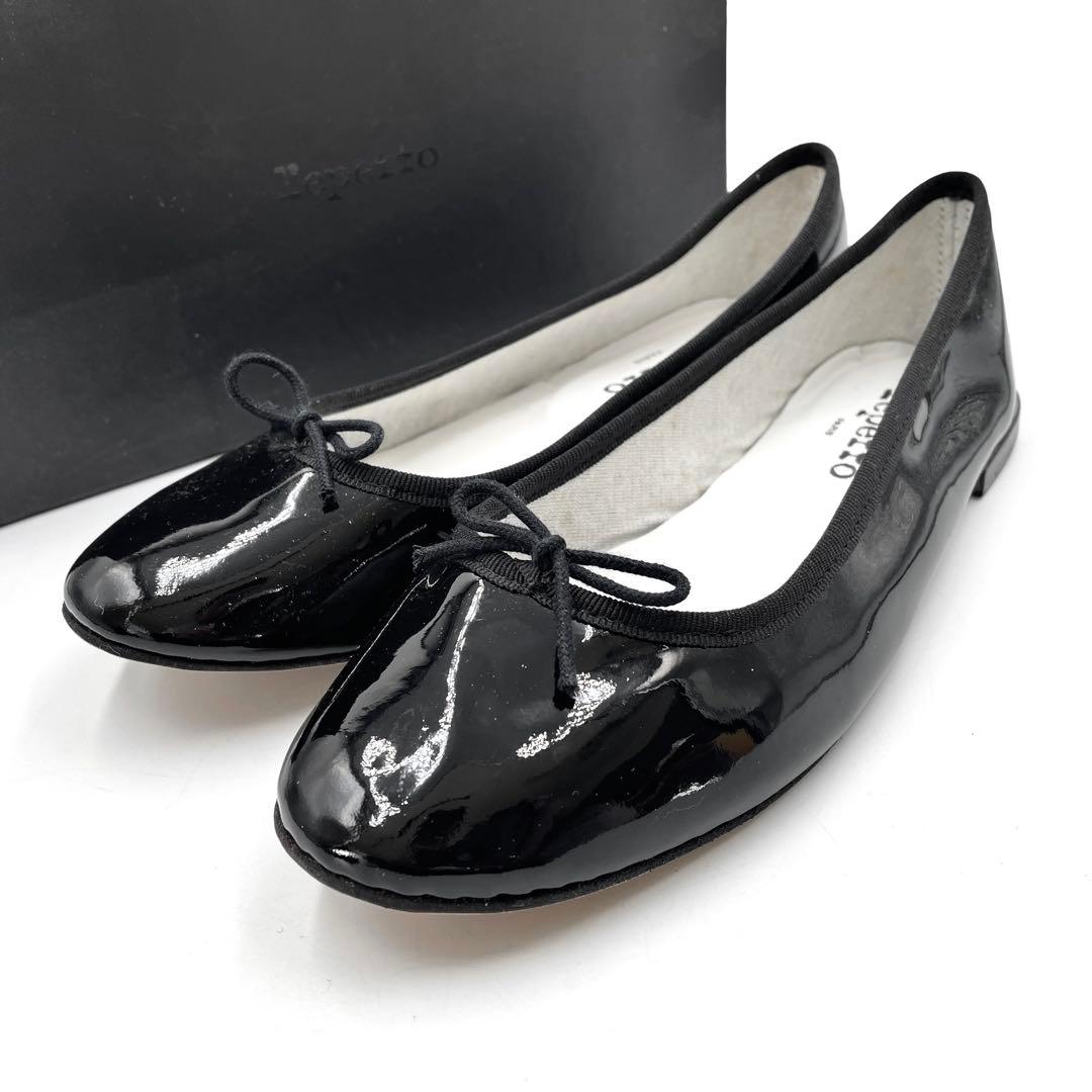 《未使用品》レペット フラットパンプス バレエシューズ エナメル ブラック 39