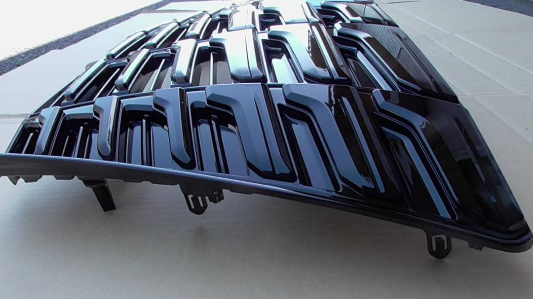 30系 アルファード 純正フロントグリル ブラック 202 艶有 マークブルー