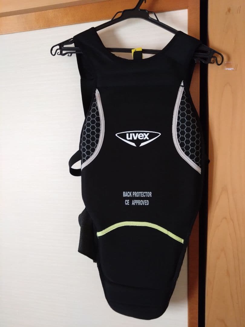 uvex バックプロテクター 164〜188cm　スキー