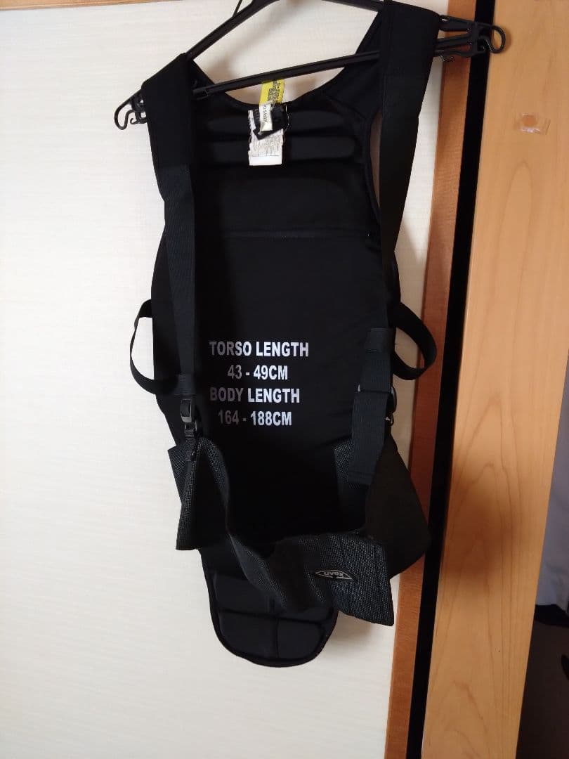 uvex バックプロテクター 164〜188cm　スキー