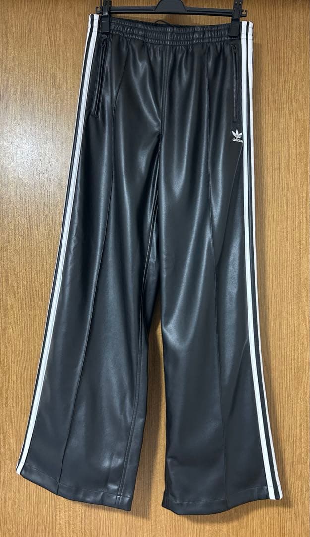 adidas アディダス ファイヤーバード プレザーパンツ