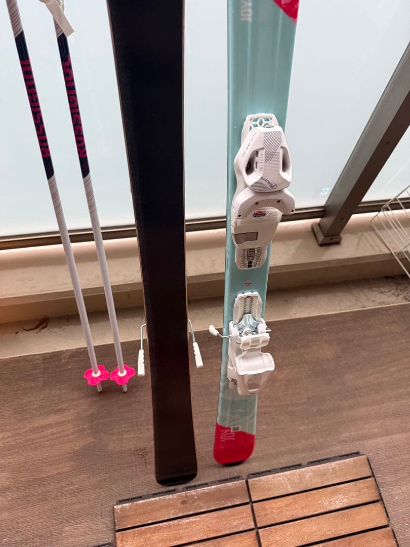 n*k様 HEAD スキー板とスキーポール、ブーツセット